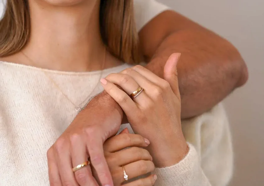 185-Grand-Half-Domed-Band-Yellow4-2