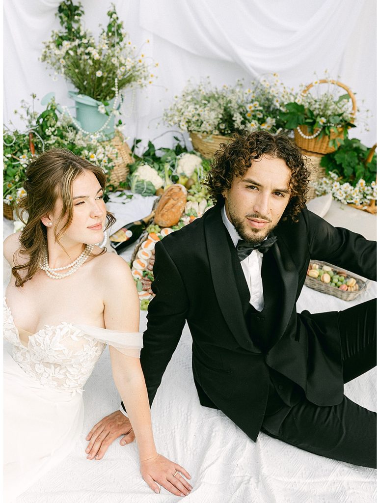 Cristele Domanec Wedding France Boat (14)